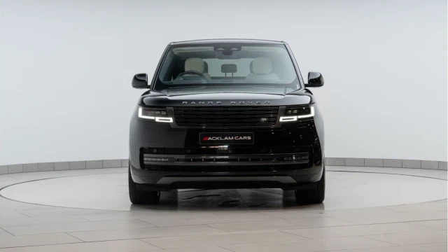 Land Rover Range Rover (73 Reg) 3.0 D350 HSE (Shadow Pack) Image 6
