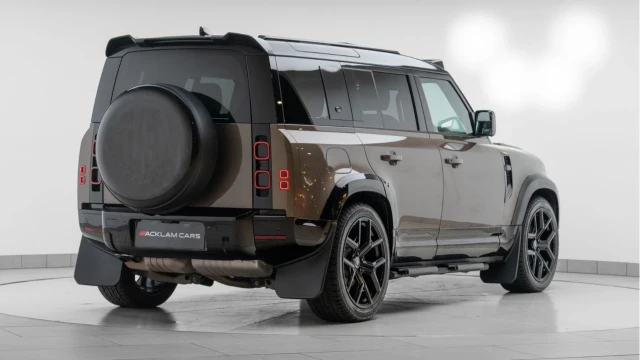 Land Rover Defender (24 Reg) 110 3.0 D250 XS Edition (7 Seat) Image 6