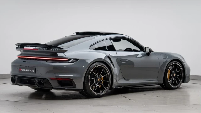 Porsche 911 (23 Reg) 3.7 Turbo S Coupe Image 6