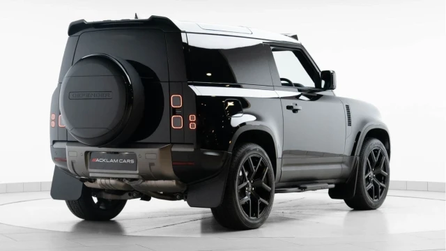 Land Rover Defender (75 Reg) 90 3.0 D250 S Hard Top Commercial (3 Seat) (+VAT) Image 7