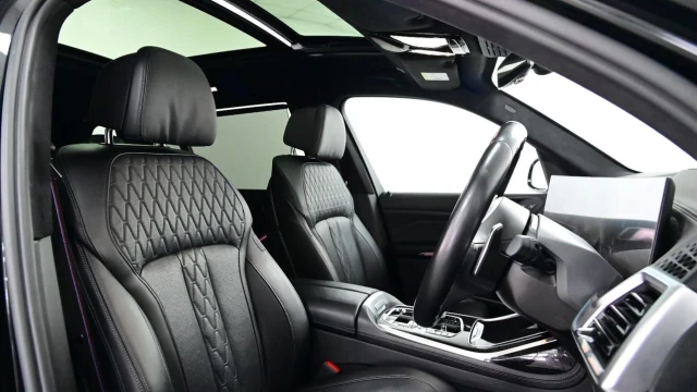 BMW X7 (72 Reg) 3.0 40D M Sport xDrive (New Model) Image 3