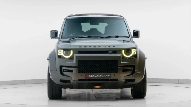 Land Rover Defender (25 Reg) 110 4.4 V8 P635 Octa Edition One (VAT Q) Image 7