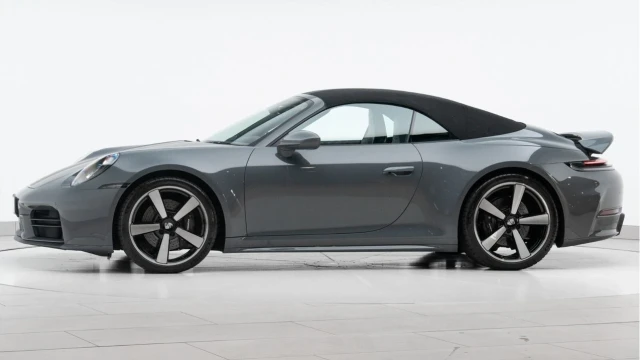 Porsche 911 (25 Reg) 3.0 Carrera Convertible PDK Image 5