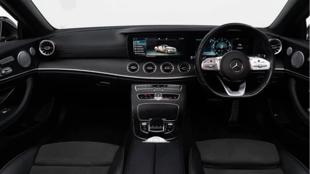 Mercedes-Benz E Class (21 Reg) E220 2.0D AMG Line Premium Plus Night Edition Convertible Image 2