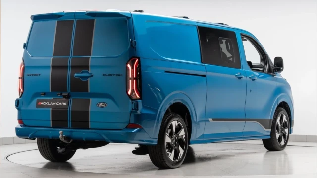 Ford Transit Custom (25 Reg) 300 Sport 2.0 Ecoblue LWB (5 Seat) Image 6