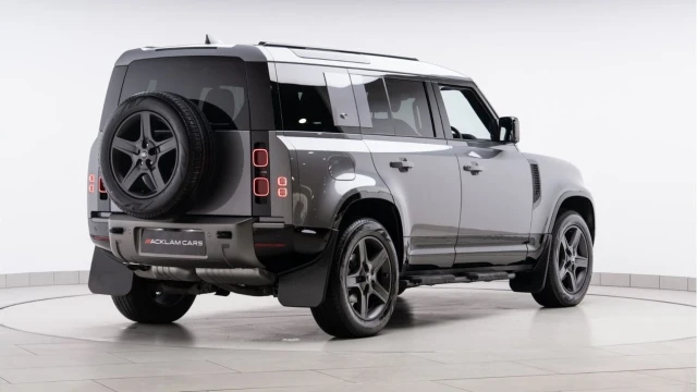 Land Rover Defender (24 Reg) 110 3.0 D250 X-Dynamic SE Image 5