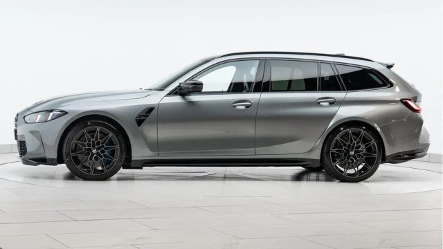 BMW M3 (74 Reg) 3.0 Competition M xDrive Touring (VAT Q) Image 4