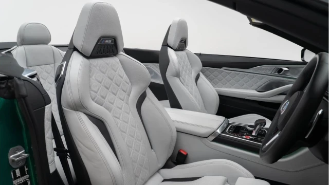 BMW M8 (23 Reg) 4.4 V8 Competition Convertible M xDrive Image 3