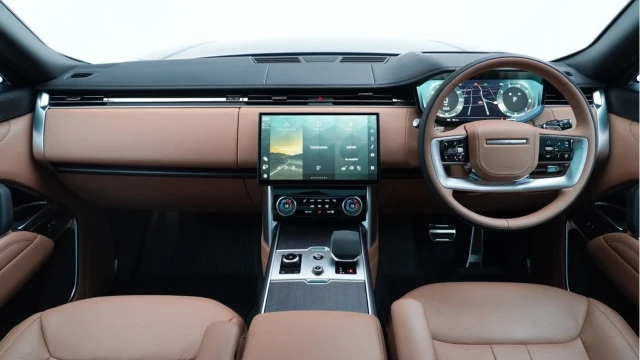 Land Rover Range Rover (23 Reg) 3.0 P400 Autobiography Image 2