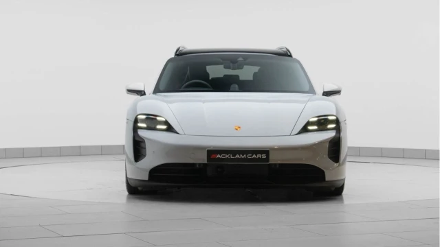 Porsche Taycan (72 Reg) GTS Sport Turismo Image 7