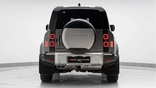 Land Rover Defender (21 Reg) 110 3.0 D250 SE Hard Top Commercial (3 Seat) (+VAT) Image 8