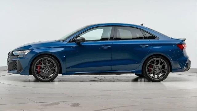 Audi RS3 (25 Reg) 2.5TFSI Carbon Black Quattro Image 4