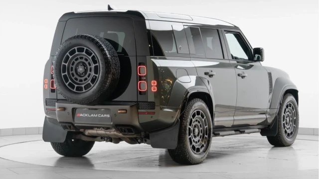 Land Rover Defender (25 Reg) 110 4.4 V8 P635 Octa Edition One Image 6