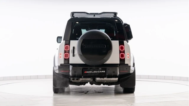 Land Rover Defender (22 Reg) 110 3.0 D250 S (Explorer) Image 4