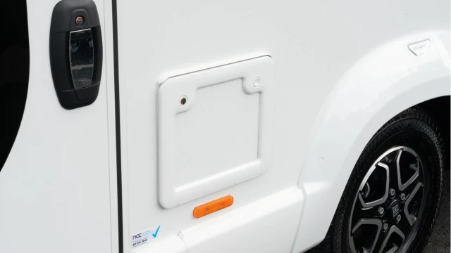 Swift Kon-Tiki 774 (25 Reg) 2.2D Auto (6 Berth) Image 6