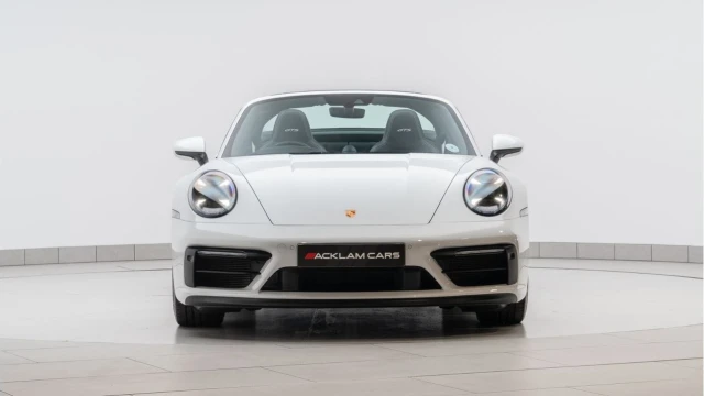 Porsche 911 (22 Reg) 3.0 Targa 4 GTS Image 7