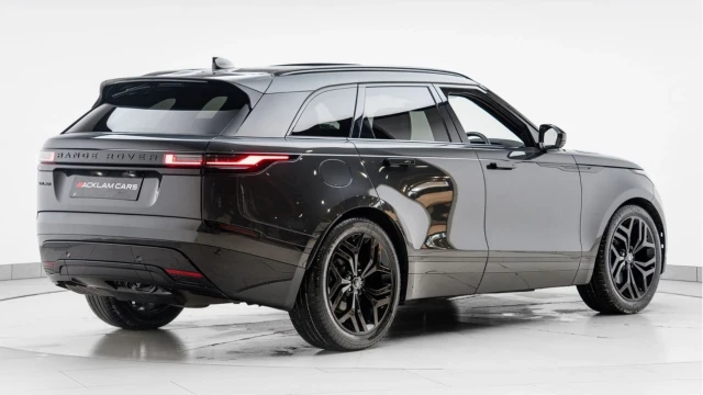 Land Rover Range Rover Velar (73 Reg) 2.0 D200 Dynamic HSE (Black Pack) Image 6