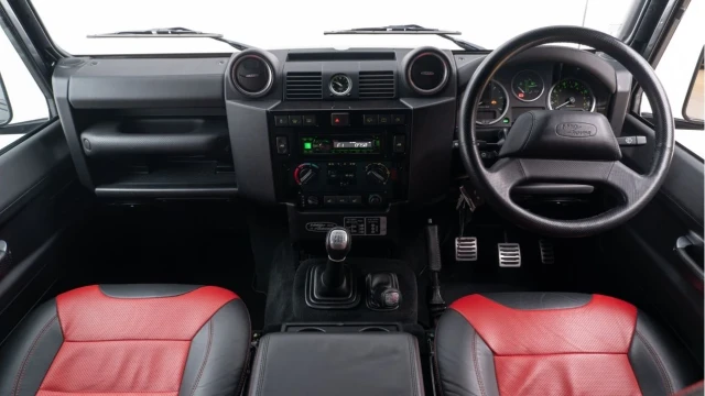 Land Rover Defender (16 Reg) 110 2.2TD Adventure Station Wagon (7 Seat) Image 2