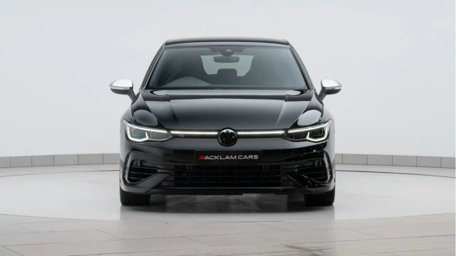 Volkswagen Golf (23 Reg) R 2.0TSI 4Motion Image 6
