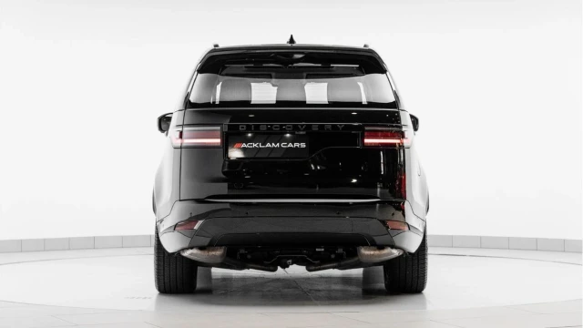 Land Rover Discovery (74 Reg) 3.0 D350 Dynamic SE Image 6