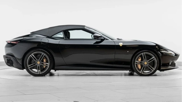 Ferrari Roma (74 Reg) 3.8 Spider Image 5