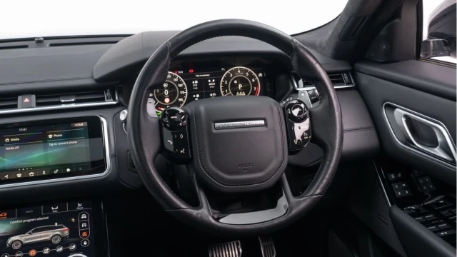 Land Rover Range Rover Velar (20 Reg) 5.0 V8 SVAutobiography Dynamic Edition Image 4