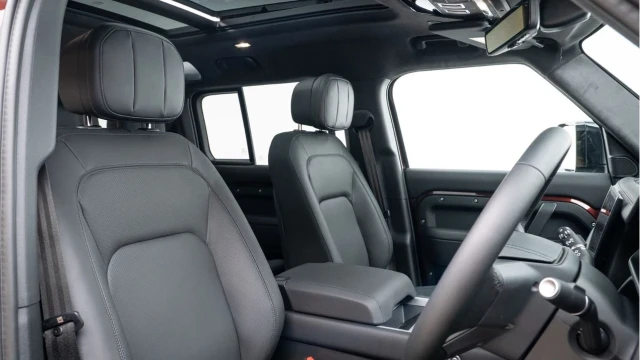 Land Rover Defender (25 Reg) 110 3.0 D350 Sedona Edition Image 3
