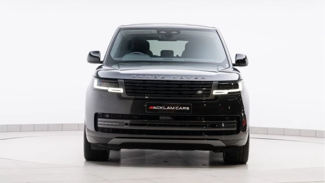 Land Rover Range Rover (73 Reg) 3.0 P460e SE Hybrid Image 6