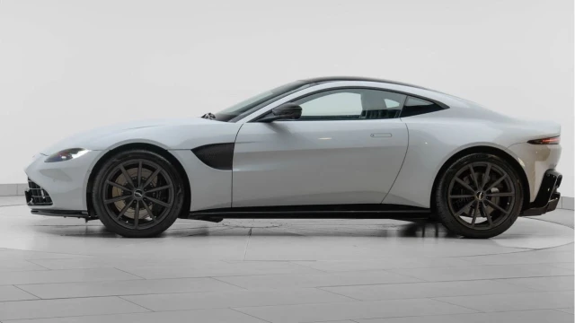 Aston Martin Vantage (69 Reg) 4.0 V8 Image 4