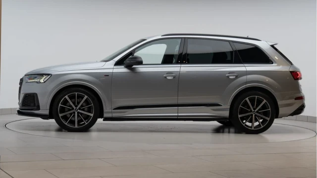 Audi Q7 (20 Reg) 3.0 50TDI S-Line Black Edition Quattro Image 4