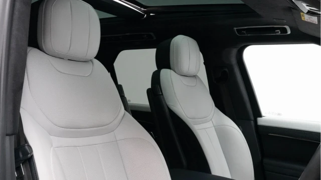 Land Rover Range Rover Sport (23 Reg) 3.0 P440e Autobiography Hybrid Image 3