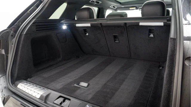 Land Rover Range Rover Sport (75 Reg) 3.0 Edition Image 8