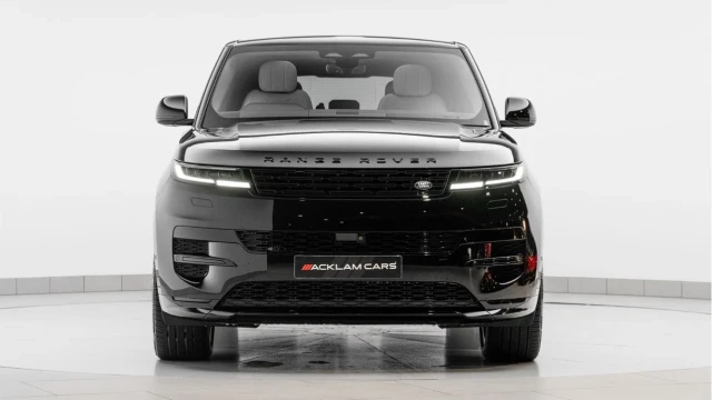 Land Rover Range Rover Sport (25 Reg) 3.0 D300 Dynamic SE (Black Pack) Image 6