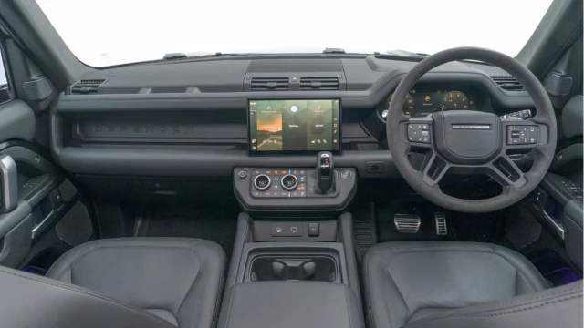 Land Rover Defender (73 Reg) 110 5.0 V8 P525 (URBAN) Image 2