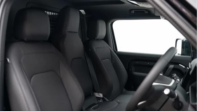 Land Rover Defender (74 Reg) 90 3.0 D250 X-Dynamic SE Hard Top Commercial (3 Seat) (Bespoke URBAN) (+VAT) Image 3