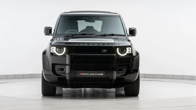 Land Rover Defender (71 Reg) 110 5.0 V8 P525 Image 7