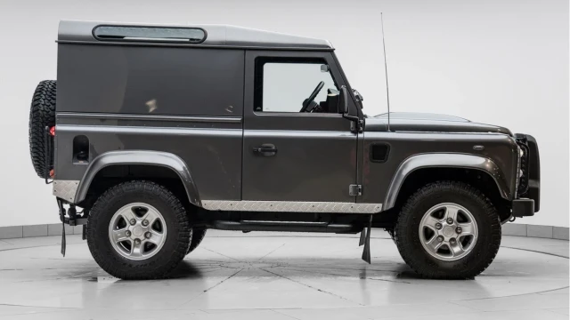 Land Rover Defender (65 Reg) 90 2.2TD XS Hard Top (+VAT) Image 6