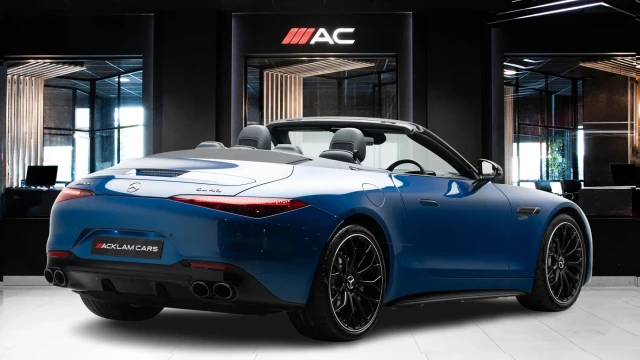 Mercedes-Benz SL Image 4