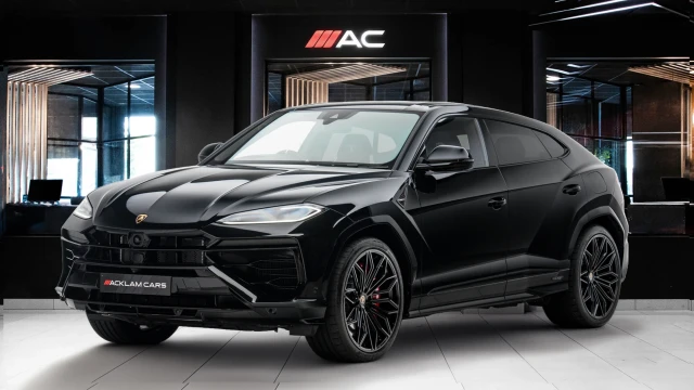 Lamborghini Urus Image 1