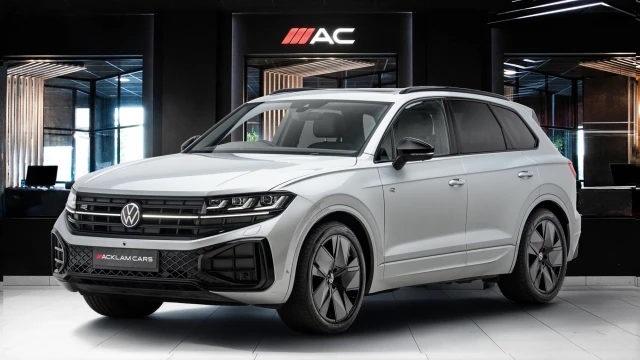 Volkswagen Touareg Image 1