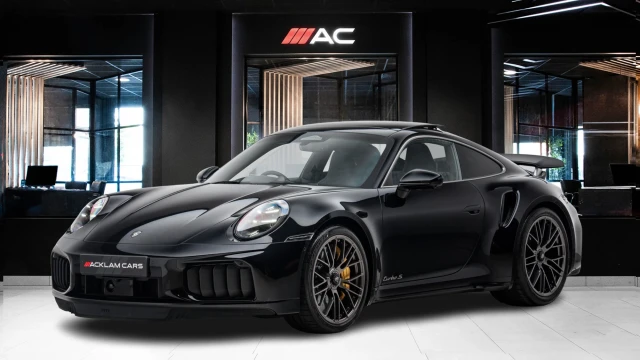 Porsche 911 Image 1