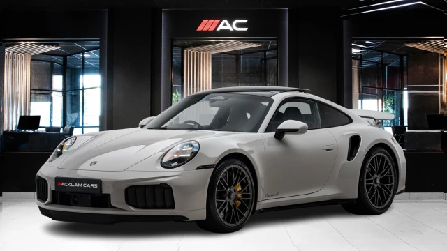 Porsche 911 Image 1