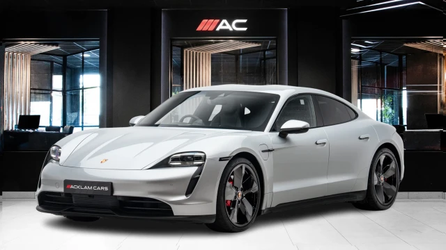 Porsche Taycan Image 1