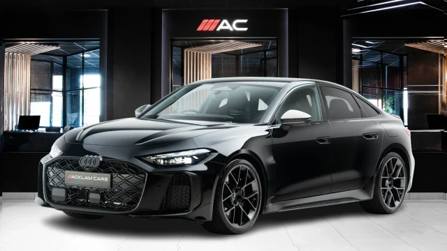 Audi RS5 Image 1
