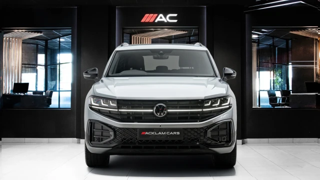 Volkswagen Touareg Image 2