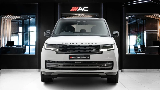 Land Rover Range Rover Image 2