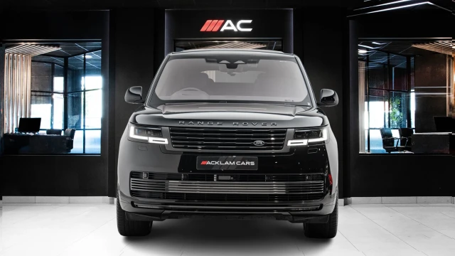 Land Rover Range Rover Image 2