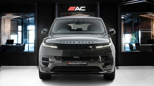 Land Rover Range Rover Sport Image 2