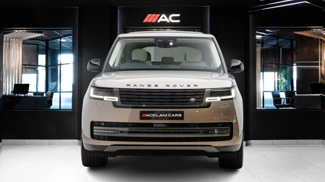Land Rover Range Rover Image 2