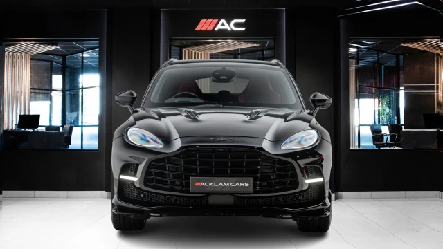 Aston Martin DBX 707 Image 2